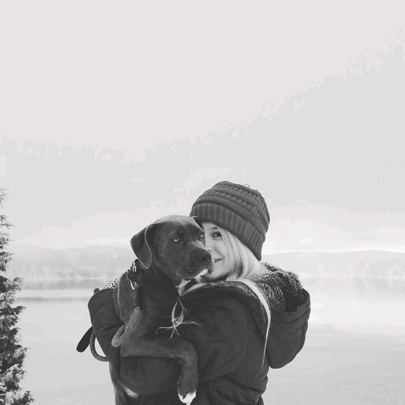 Meet your Posher, Macy - Picture 1 of 1